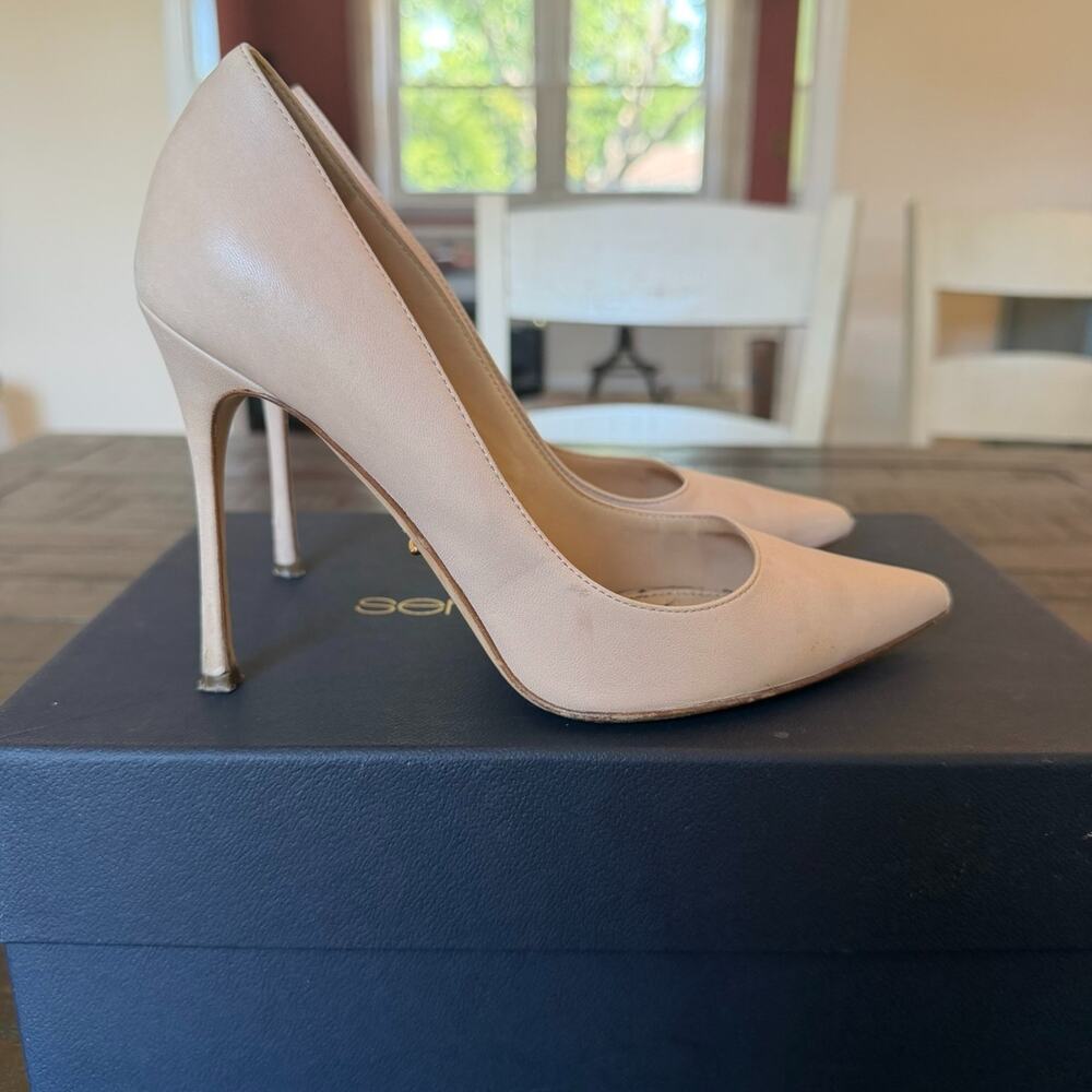 Sergio Rossi Godiva Pump Womens EU 36.5 Blush Nude Leather Heels w/ Box